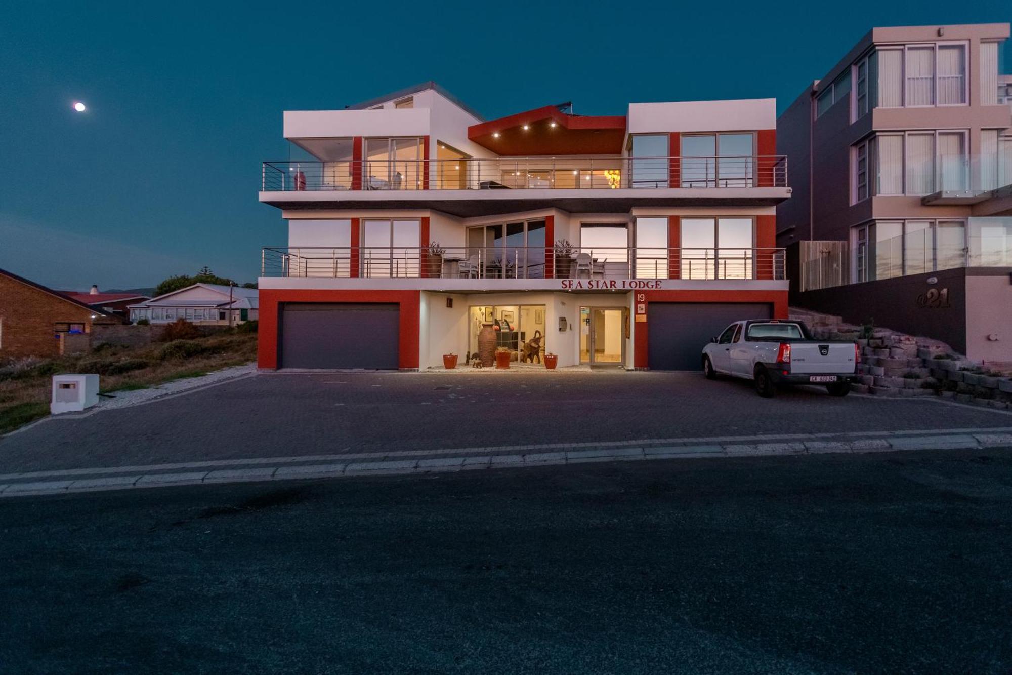 Sea Star Lodge Gansbaai Exterior foto