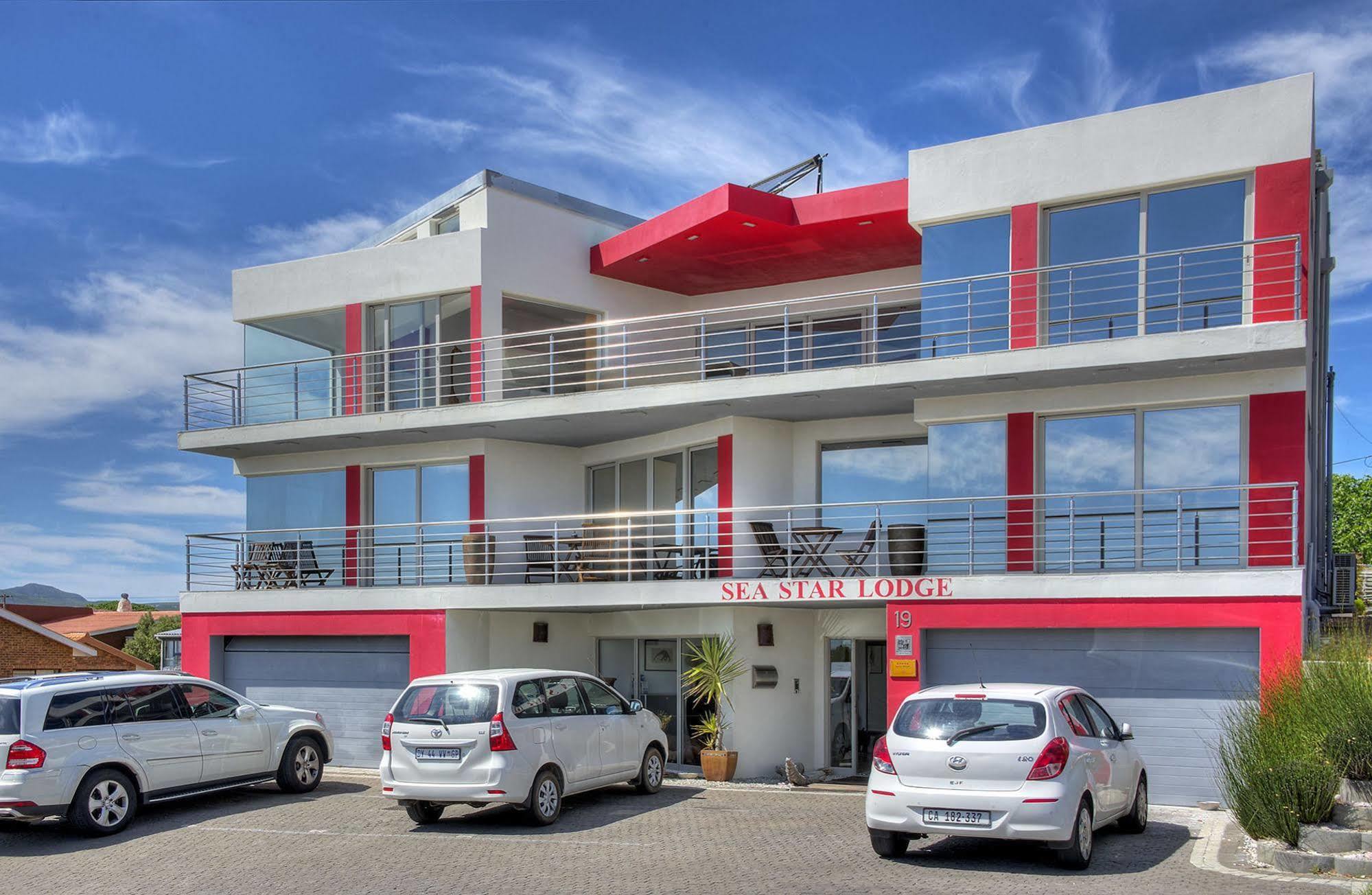 Sea Star Lodge Gansbaai Exterior foto