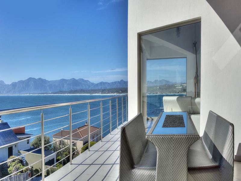 Sea Star Lodge Gansbaai Exterior foto